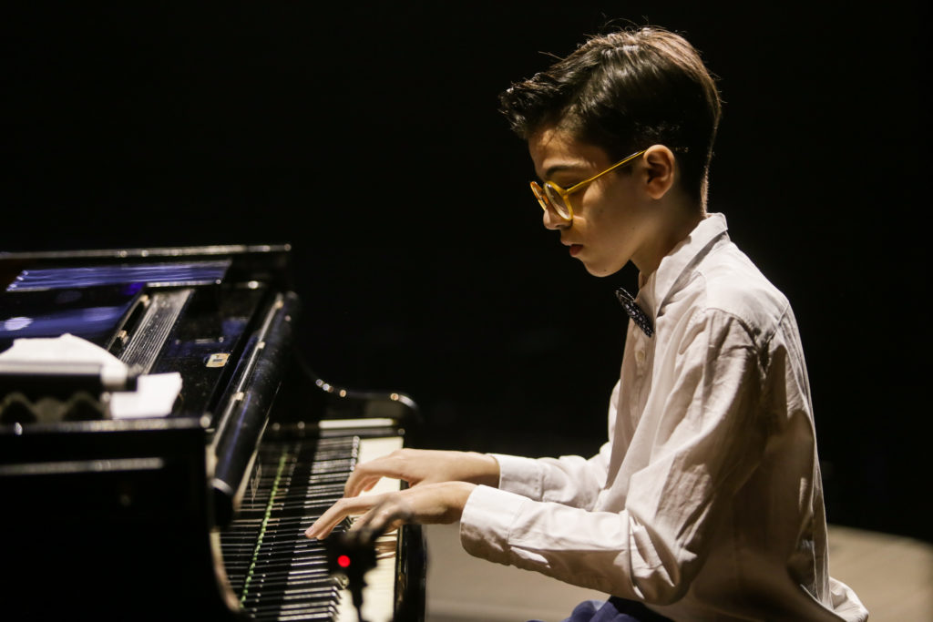 Davi Campolongo executará ao piano uma homenagem a Freddie Mercury